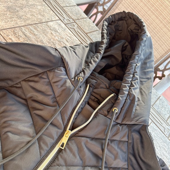 Maurice’s Quilted Hooded Jacket - Picture 4 of 8